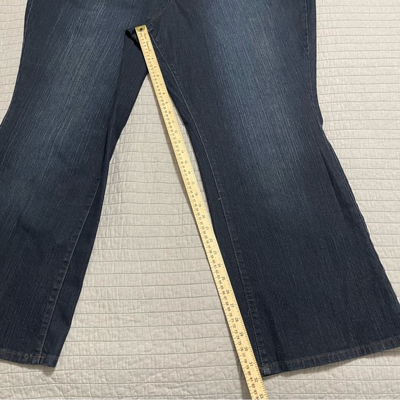 LANE BRYANT Distinctly Boot Cut Jeans Dark Wash Stretch Size 28 - Picture 8 of 11